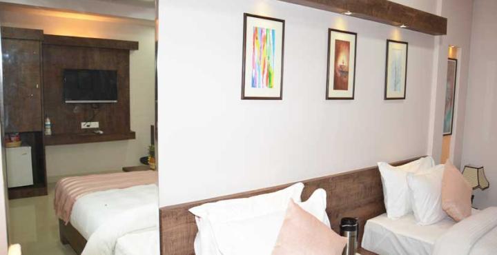 Boshan Hotels Mapusa Exterior photo