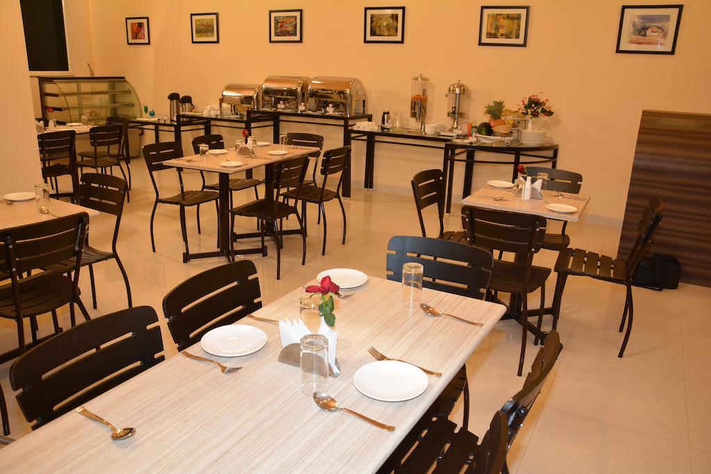 Boshan Hotels Mapusa Exterior photo