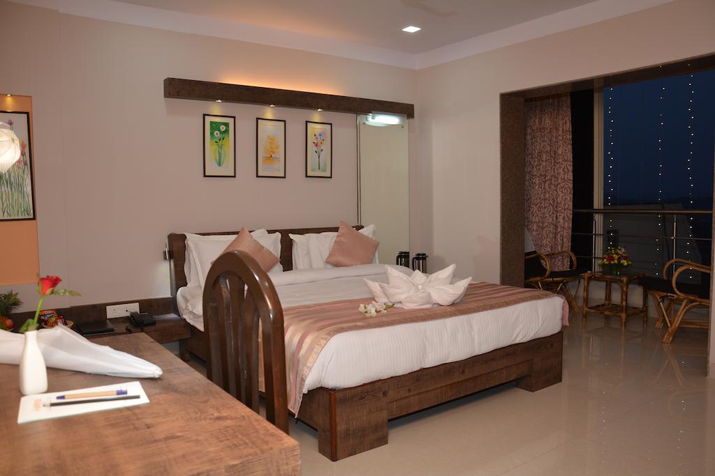 Boshan Hotels Mapusa Room photo